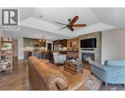 2266 GATWICK AVENUE - 10