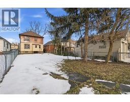 173 CAMERON AVENUE - 30