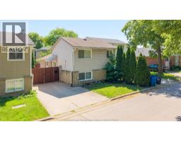 1229 ARNCLIFFE - 2