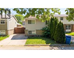 1229 ARNCLIFFE - 3