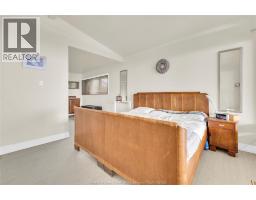 91 WILLOW BEACH - 36