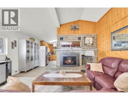 91 WILLOW BEACH - 42