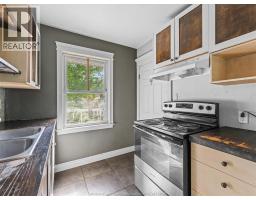962 MERRITT - 9