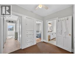 911 Victoria AVENUE - 18