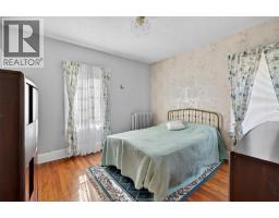 911 Victoria AVENUE - 21