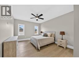 61 HILTON COURT - 21