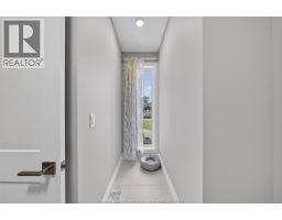 61 HILTON COURT - 25