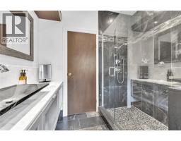 1674 CAILLE AVENUE - 27