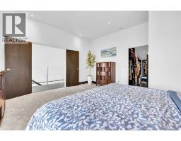 1674 CAILLE AVENUE - 31