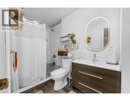 3888 ARISTOTLE CRESCENT - 36
