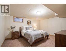 36 WOODLAND AVENUE - 18