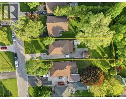 36 WOODLAND AVENUE - 21