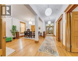 961 OUELLETTE AVENUE - 7