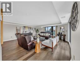 109 Robson ROAD UnitNo. 201 - 12