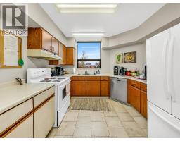 109 Robson ROAD UnitNo. 201 - 41