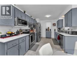 1366 LILLIAN AVENUE - 11