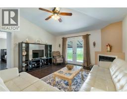 2513 INDIGO AVENUE - 3