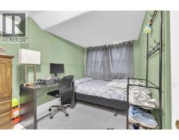 530-532 CAMPBELL AVENUE - 28