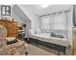 530-532 CAMPBELL AVENUE - 31