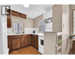 530-532 CAMPBELL AVENUE - 5