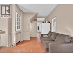 530-532 CAMPBELL AVENUE - 6