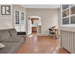 530-532 CAMPBELL AVENUE - 8