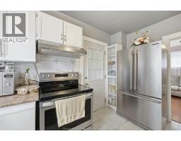 908 OAK STREET - 13