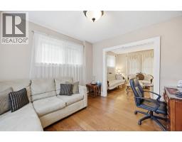 908 OAK STREET - 8