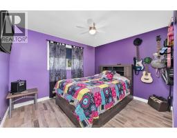 7165 MALDEN ROAD - 12