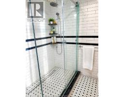 2688 JAMAICA CRESCENT - 18