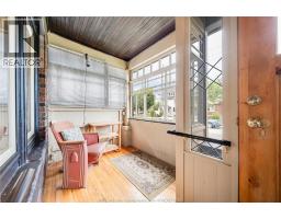83 SHEPHERD STREET East - 3