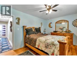 46 GRACE AVENUE - 13