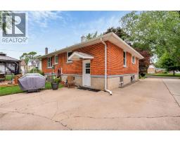46 GRACE AVENUE - 24