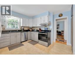 46 GRACE AVENUE - 6