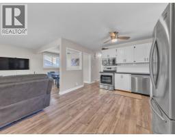 372 CARLING CRESCENT - 9