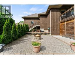 402 COUNTY RD 34 West - 33