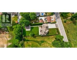 402 COUNTY RD 34 West - 44