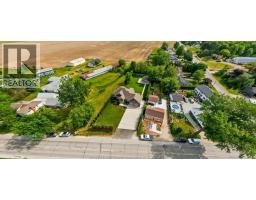 402 COUNTY RD 34 West - 46