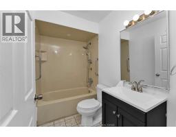 2032 FORD BOULEVARD - 19