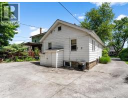 1025 CAMPBELL AVENUE - 23