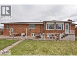1435 ST. CLAIR AVENUE - 24