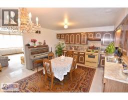 1435 ST. CLAIR AVENUE - 32