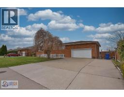 1435 ST. CLAIR AVENUE - 4