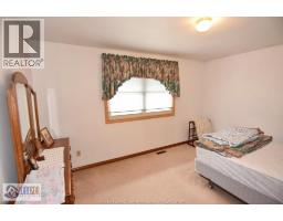 1435 ST. CLAIR AVENUE - 48