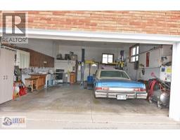 1435 ST. CLAIR AVENUE - 6