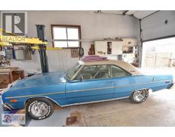 1435 ST. CLAIR AVENUE - 9