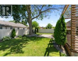 1376 Lakeview AVENUE - 42