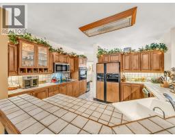 174 CRYSTAL HARBOUR - 11