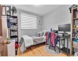 1812 VICKY CIRCLE - 11