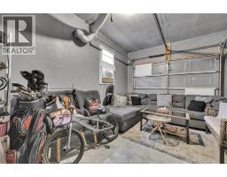 1812 VICKY CIRCLE - 24